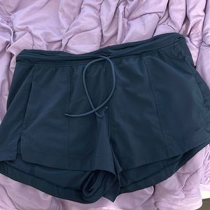 Lululemon shorts with pockets.